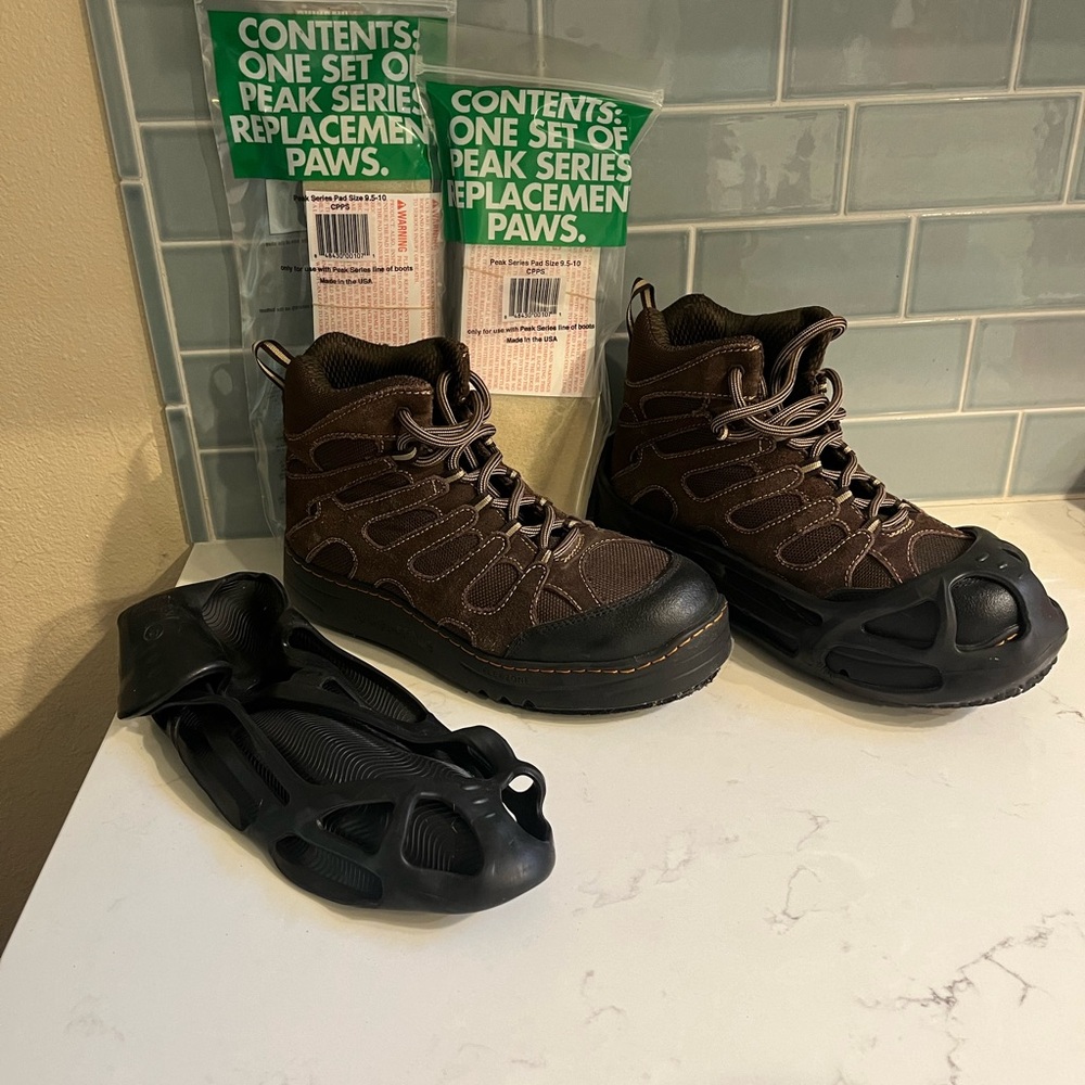 Cougar paws roofing boots
